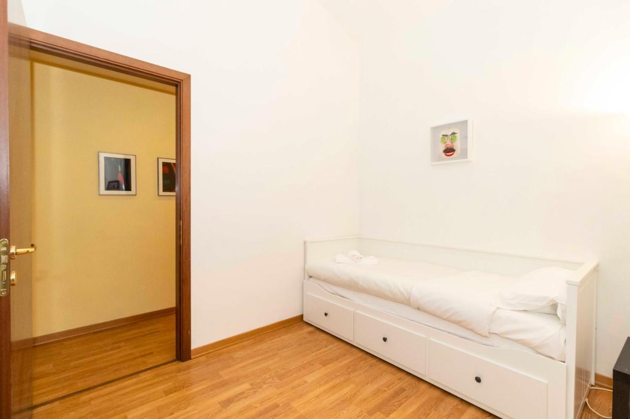 Porta Nuova & San Salvario Roomy Flat Torino Esterno foto
