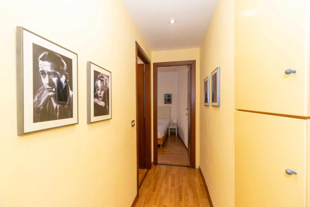 Porta Nuova & San Salvario Roomy Flat Torino Esterno foto